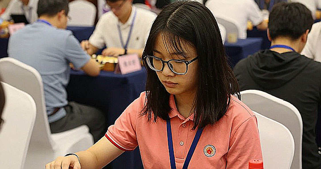 Gukesh và nước cờ thoát hiểm thứ 54: Vết nứt phía sau tấm huy chương vàng của Ấn Độ