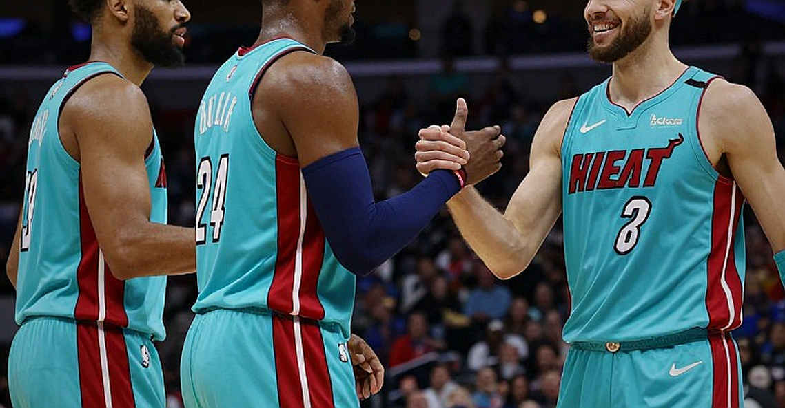 Bước Nhảy Giannis: Miami Heat 2026-27 Liệu Có Phải Siêu Đội Hay Cú Đặt Cược Cuối? Bước Nhảy Giannis: Miami Heat 2026-27 Liệu Có Phải Siêu Đội Hay Cú Đặt Cược Cuối?