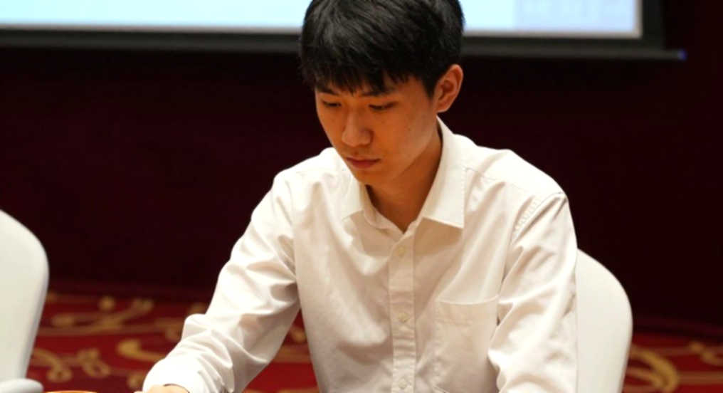 Bản vá 60 phút cho Najdorf: Daniel King và bài toán giữ một repertoire không hết hạn