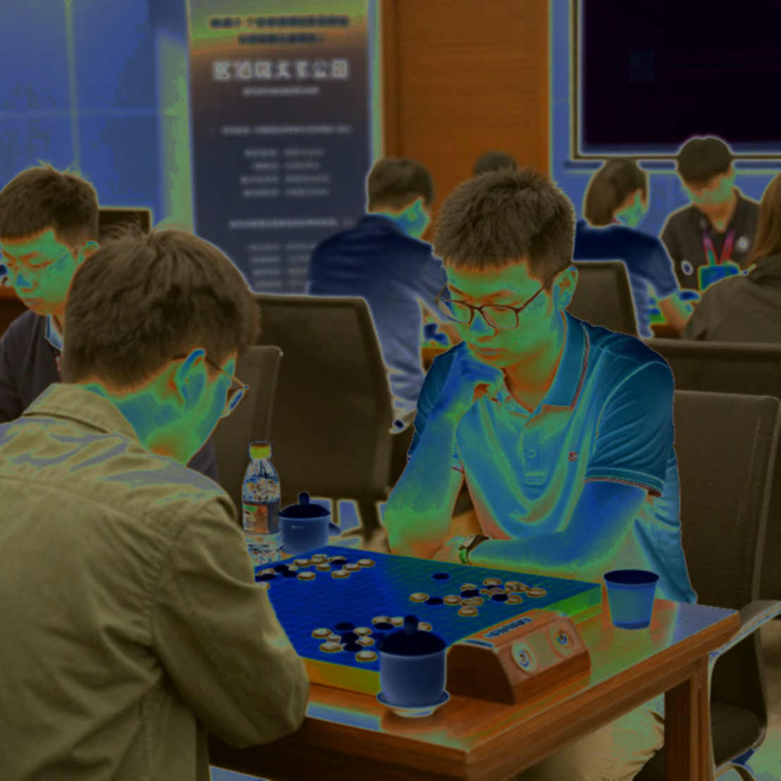 US Championships: Woodward hạ Caruana, Lee nới rộng khoảng cách — và khóa học Voi Gambit nấp sau tiêu đề