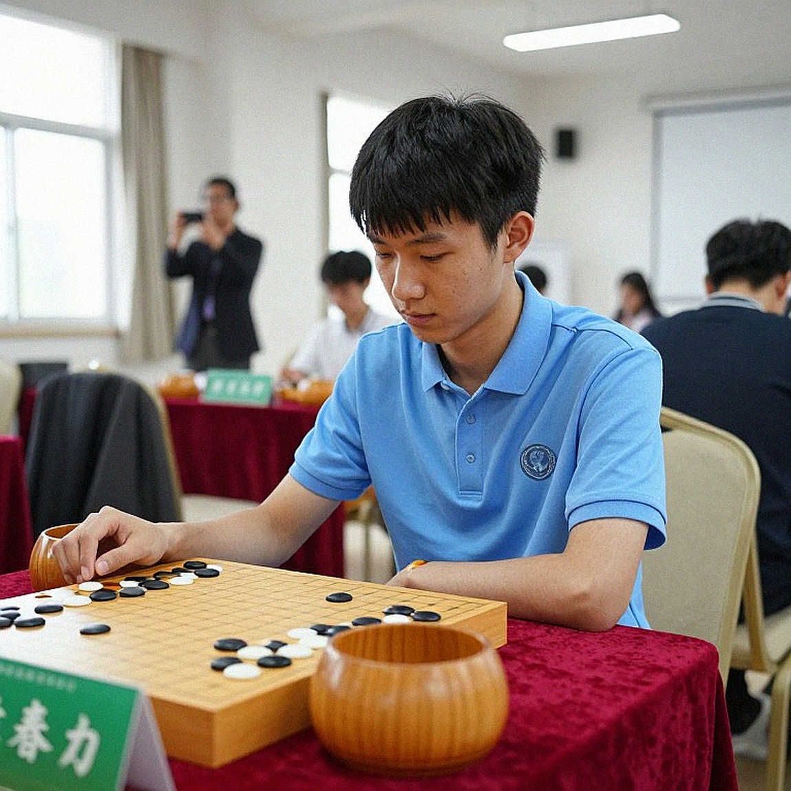 Fritz 20: when the chess engine takes on the role of teacher Fritz 20: when the chess engine takes on the role of teacher