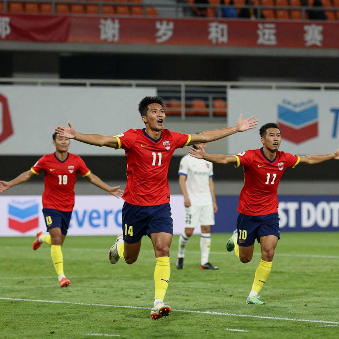 Tấm bạc ASIAD 2026 của Đinh Văn Tâm: Khi tôi đếm lại con số 12/12 của người Trung Quốc