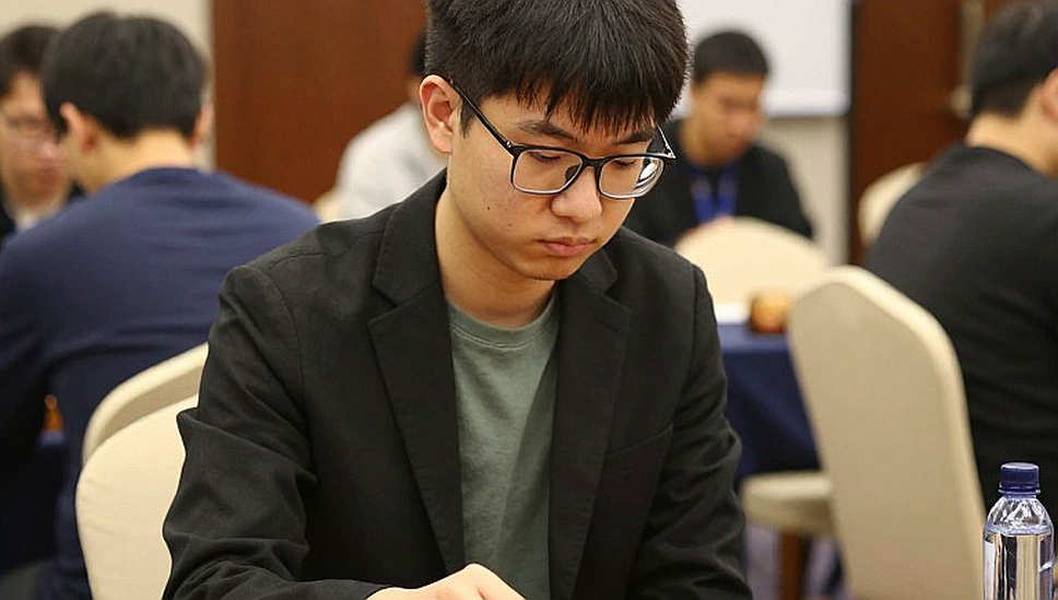 Kỷ luật im lặng: Chín chiều phân tích esports và bài học về việc không bịa ra câu trả lời