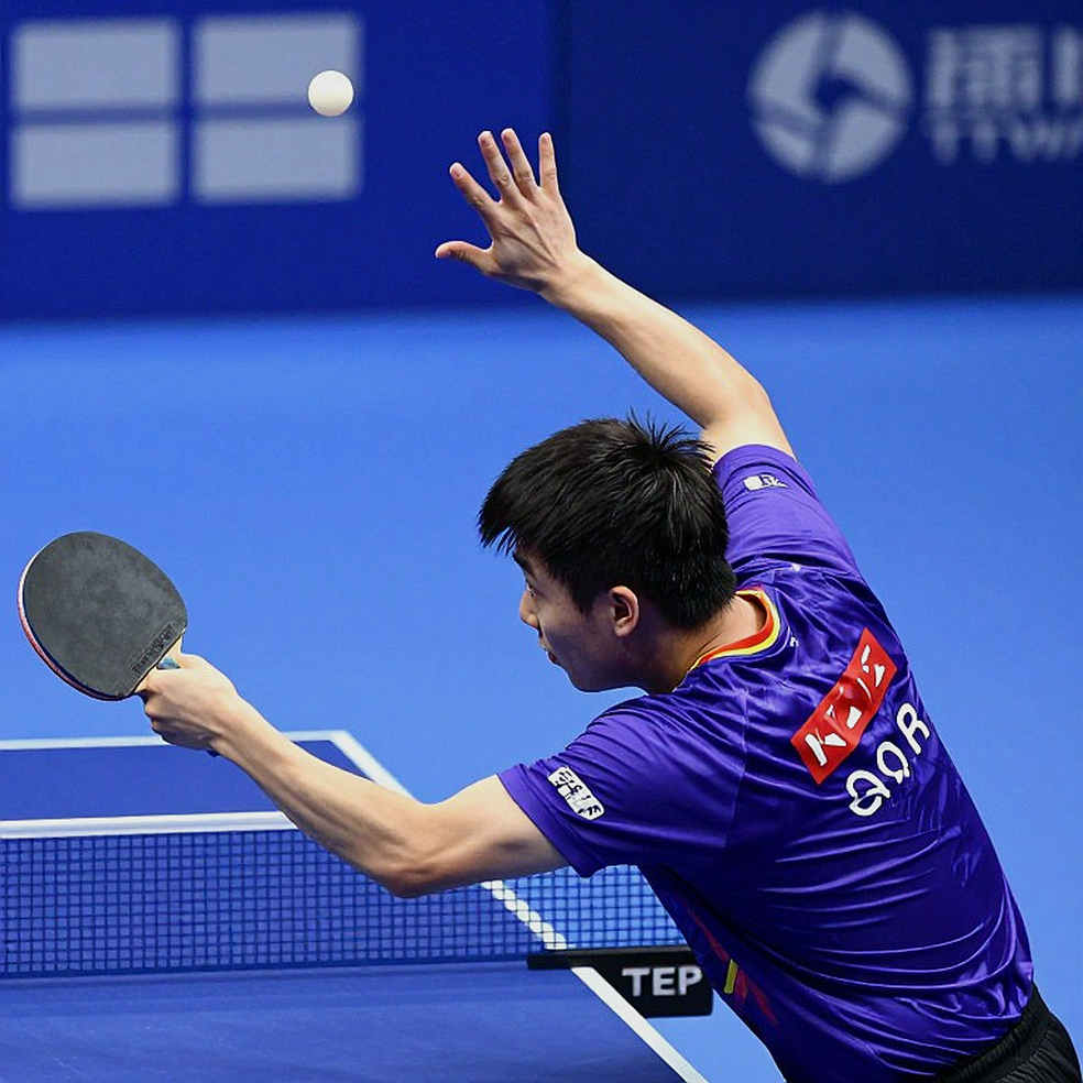 Cơn sốt vàng ở Jersey và bài toán chiều sâu của bóng bàn cựu chiến binh Anh