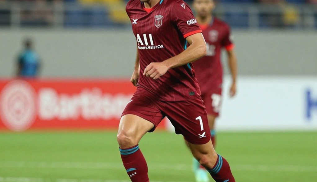 The 130 Million Euro Clause and Napoli's Gamble on Time: When Osimhen Is No Longer the Center The 130 Million Euro Clause and Napoli's Gamble on Time: When Osimhen Is No Longer the Center