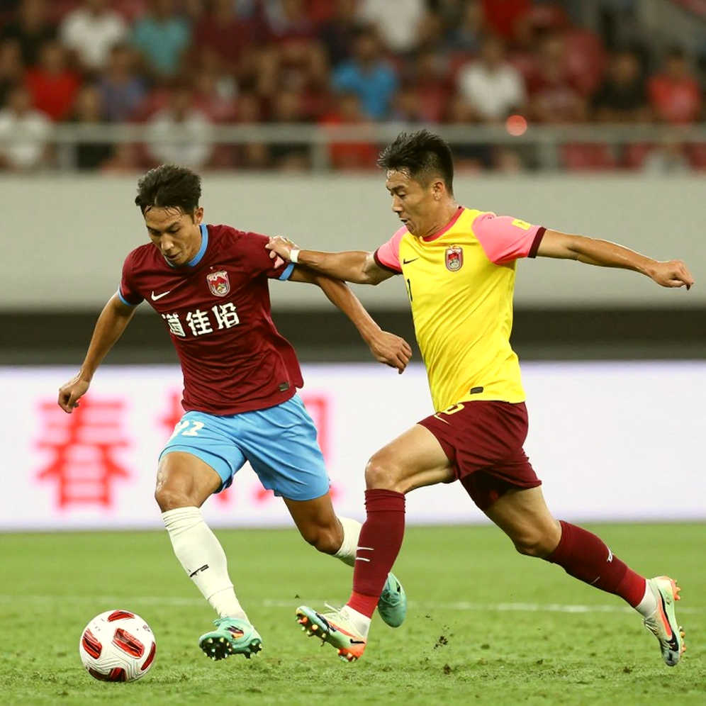 Thép Cần Thơ 2-0 Xuân Thiện Phú Thọ: Tám cơ hội, hai bàn, và một tấm vé tạm thời