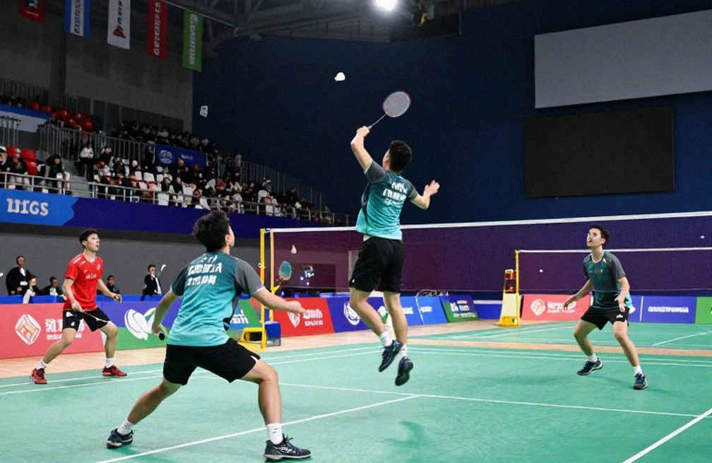 Alwi Farhan and the Session With Kento Momota: What Was Actually Passed On in Tokyo Alwi Farhan and the Session With Kento Momota: What Was Actually Passed On in Tokyo