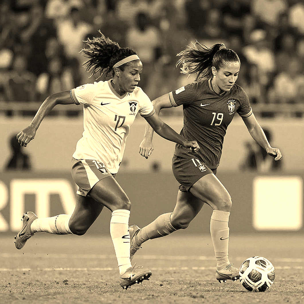 Andy Carroll, tự truyện và vụ tấn công năm 2026: khoảng trống chăm sóc cầu thủ mà bóng đá Anh chưa lấp được