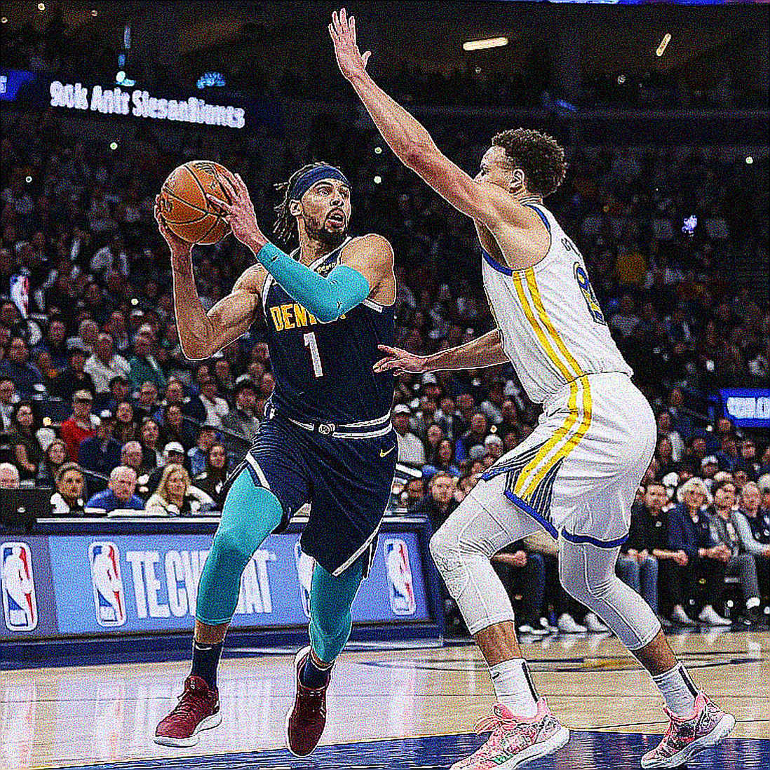 NBA phạt nặng Clippers vụ Kawhi Leonard; Dante Moore đứng số 1 trong bảng xếp hạng QB của CFB